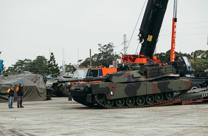 Taivanas gavo pirmąją tankų „Abrams“ partiją