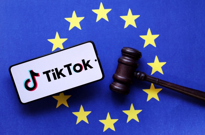 ES pradėjo oficialų tyrimą dėl galimo kišimosi į Rumunijos rinkimus