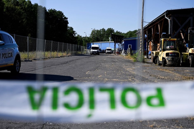 Migraciją pažaboti siekianti Slovakija atnaujina patikrinimus pasienyje su Vengrija