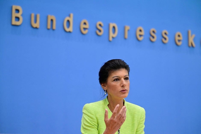 S. Wagenknecht.