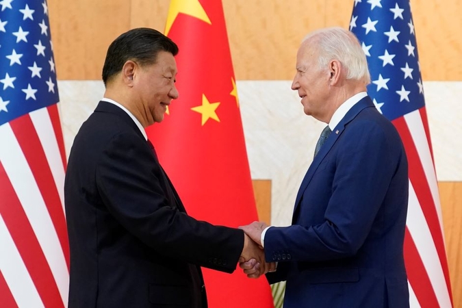 Pekinas: Xi Jinpingas su J. Bidenu aptars pasaulinę taiką ir vystymąsi