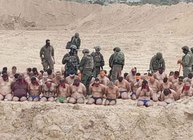 Gazos Ruože Izraelio kariuomenė viešai išrengė dešimtis palestiniečių