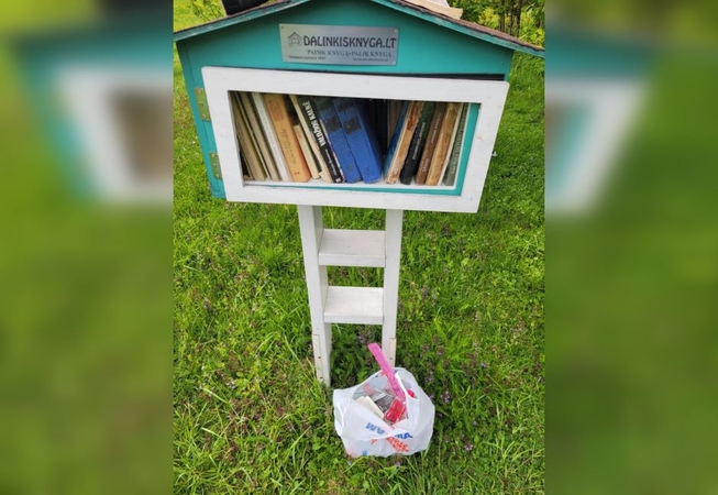 Išsprendė: lauko bibliotekėlė Saulėtekio gatvėje sutaisyta, joje daug klaipėdiečių mėgstamų knygų.