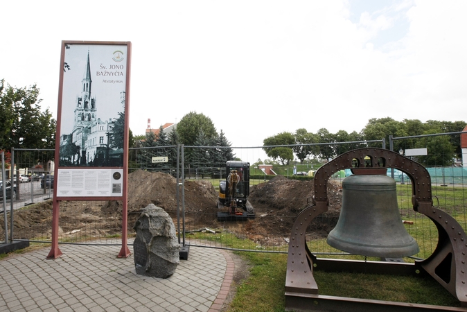 Šv. Jono bažnyčios atstatymo vietoje – archeologinių tyrinėjimų startas