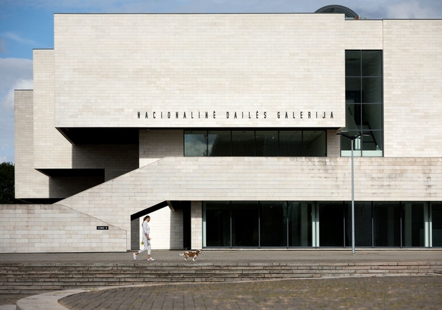 Nacionalinės dailės galerijos parodose – laisvalaikio įvaizdžiai ir architektūros eksperimentai
