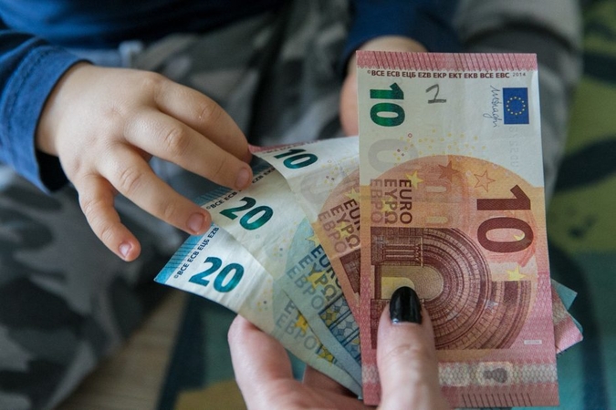 SADM: liepą dalis gyventojų gaus didesnes išmokas