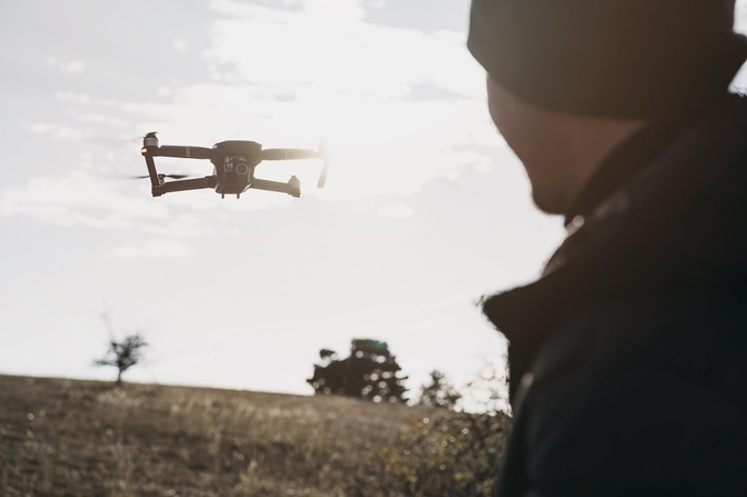 JK žada Ukrainai šimtus oro gynybos raketų ir dronų