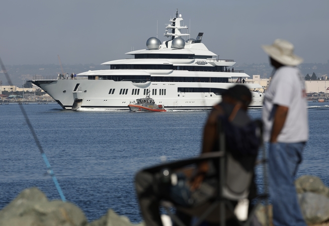 JAV užblokavo rusų oligarchui priklausantį 1 mlrd. dolerių patikos fondą