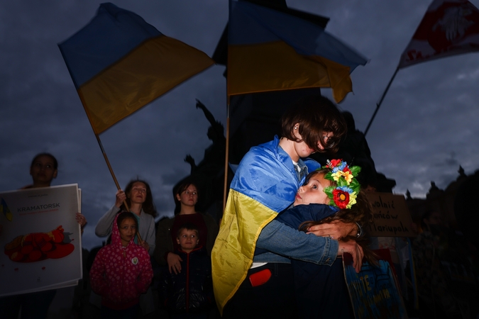 Europos investicijų bankas pritarė 1,59 mlrd. eurų vertės pagalbos paketui Ukrainai