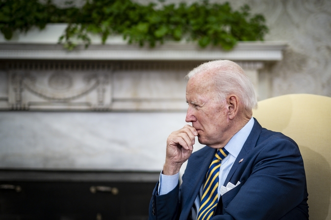 J. Bidenas susitiko su Rusijoje įkalintų B. Griner ir P. Whelano šeimomis