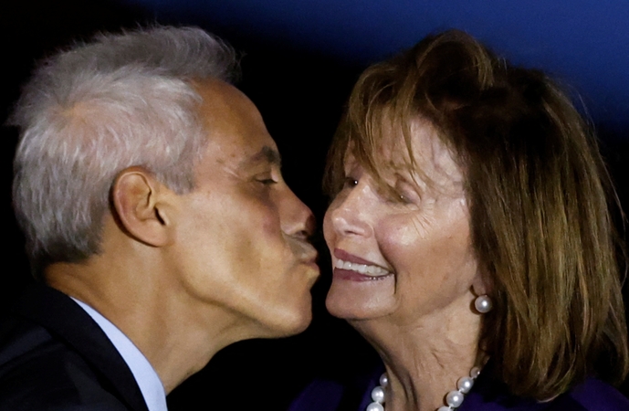 N. Pelosi atvyko į Japoniją – paskutinę savo kelionės po Aziją stotelę