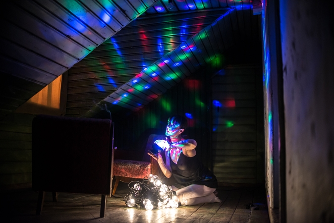 Potyriai prisiminimų name: „Namas Nr. 3“ festivalyje – netradicinis teatras