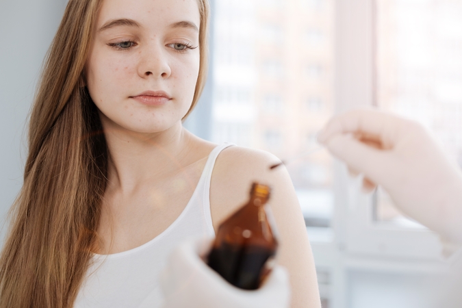 Žaizdų priežiūros atmintinė tėvams: kada ir kokias priemones naudoti?