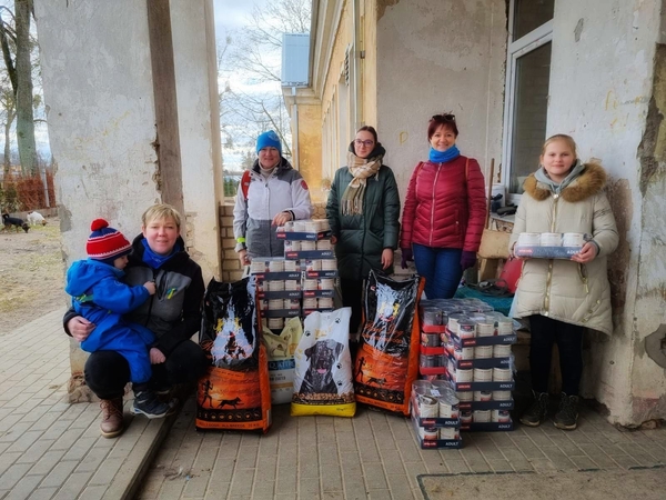 Raudondvario bendruomenė aukojo beglobiams gyvūnams