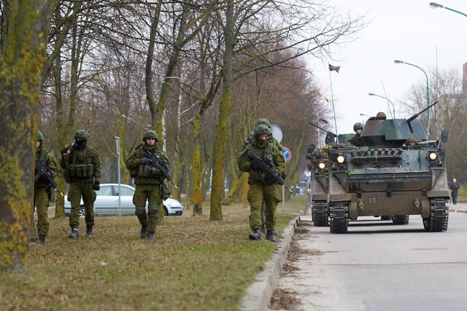 Lietuvos kariuomenės pratybos keliasi į Marijampolę ir Vilkaviškį