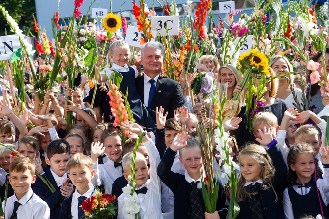 Iš Prezidentūros – gera žinia dėl mamadienių ir tėvadienių