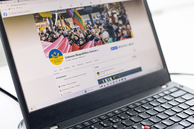 Heraldikos komisija ragina institucijas nenaudoti Ukrainos simbolikos „Facebook“ paskyrose