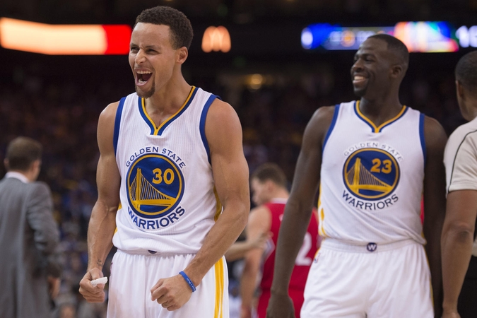 NBA čempionai savo aikštėje patiesė Denverio „Nuggets“ ekipą