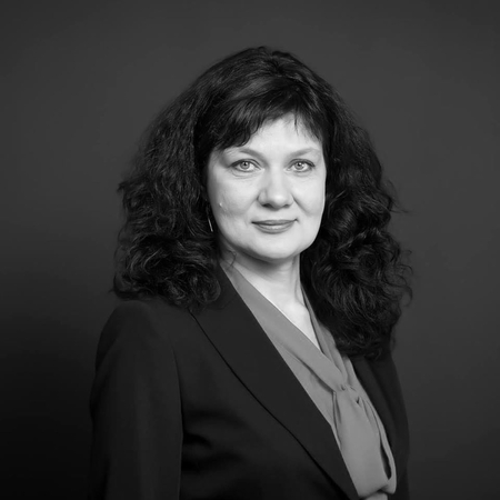 Mirė I. Simonaitytės bibliotekos direktorė L. Pačebutienė