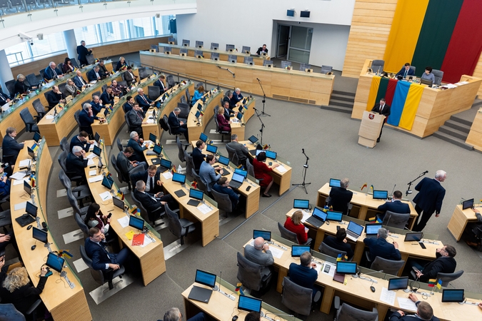Parlamentarai rudenį deklaravo pusantro karto daugiau susitikimų nei prieš metus