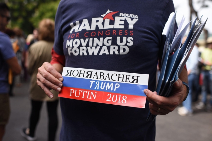 Rusų „trolių fabrikų“ finansų vadovė apkaltinta kišimusi į JAV rinkimus