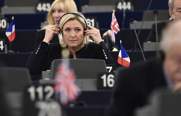 Europos Parlamentas reikalauja M. Le Pen grąžinti 340 tūkst. eurų