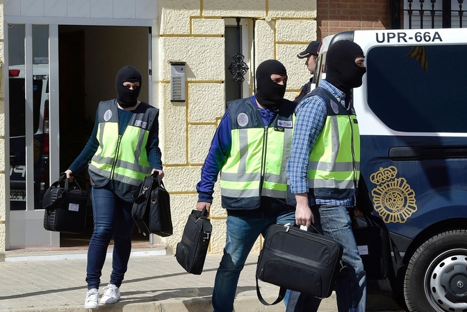 Ispanijos policija išaiškino kreditines korteles klastojusį susivienijimą