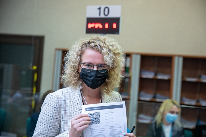 A. Armonaitė: abejonės galimybių pasu yra vakcinacijos kvestionavimas