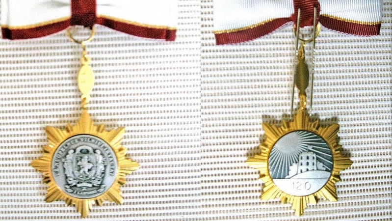Įteikti apdovanojimai „Už nuopelnus Vilniui ir Tautai“