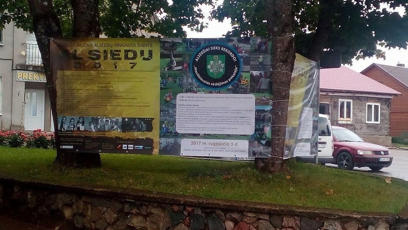 Alsėdžių bendruomenė siekia masiškiausio sėdėjimo pakelėje rekordo