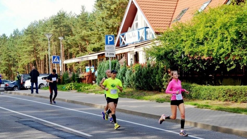 Nidos pusės maratono bėgime nugalėjo E. Sakalaitė ir V. Dopolskas