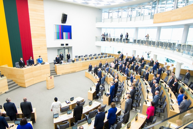 Seimo pavasario sesija: nusimato karštas politinis sezonas