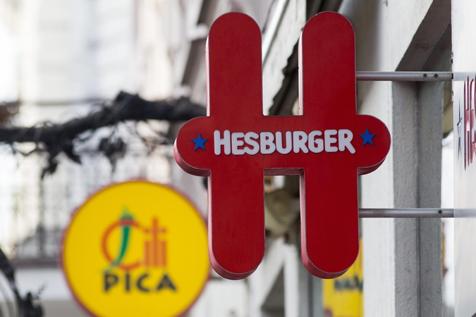 „Hesburger“ užkandinės tualete – negyvas vyras