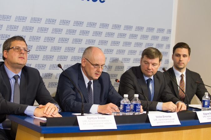 Socialdemokratai prašo įvertinti, ar „Agrokoncernas“ neiškraipo rinkos