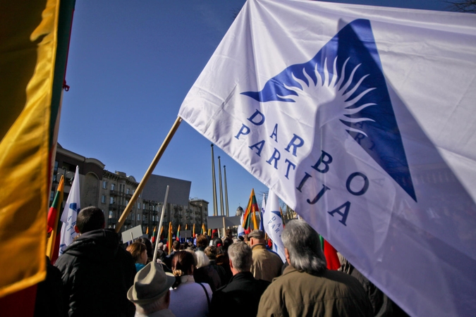 Darbo partijos byla dėl dotacijos – sustabdyta