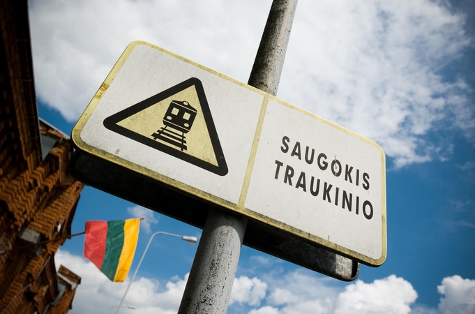 Su traukiniu geriau nesigalynėti