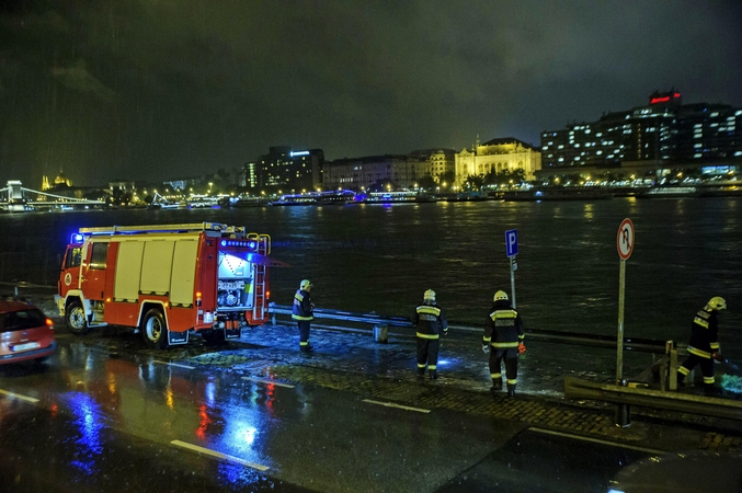 Budapešte nuskendus laivui žuvo septyni turistai, dar 19 dingo