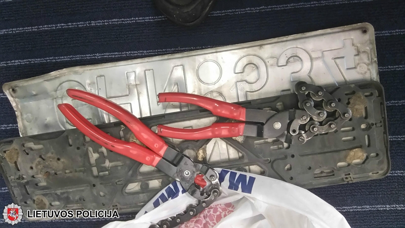 Automobilių katalizatorius Vilniuje vogė kauniečiai