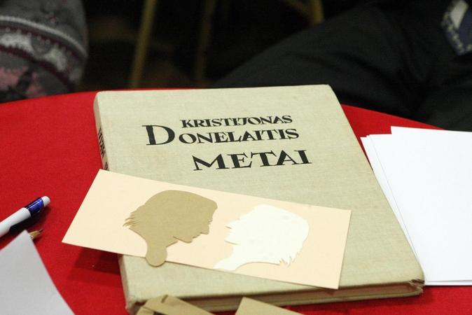 K. Donelaičio paminklas Karaliaučiuje – jau suremontuotas