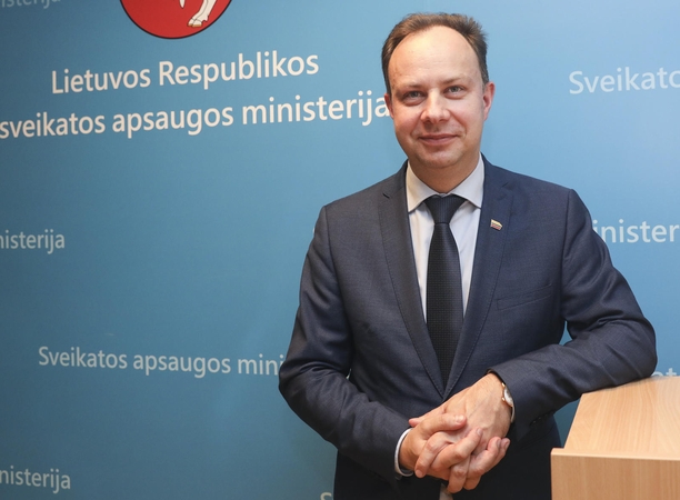 A. Veryga žada vienodas sąlygas valstybinėms ir privačioms ligoninėms