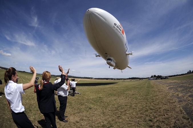 1838 m. gimė grafas Ferdinandas von Zeppelinas, sukūręs jo vardu pavadintus didžiulius orlaivius