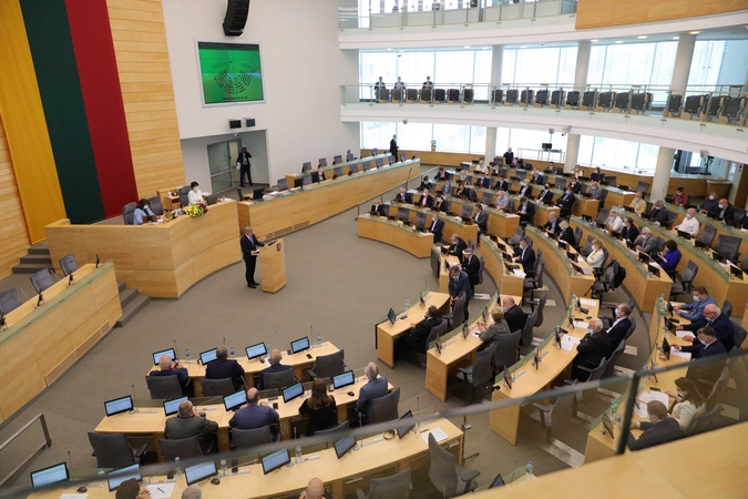 Seimas baigia pandemijos pakoreguotą pavasario sesiją
