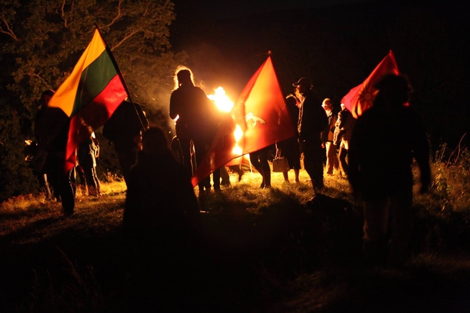 Baltų vienybės dieną ant piliakalnių užsižiebs vienybės ugnys