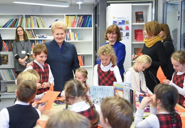 Akcijoje „Knygų Kalėdos“ – garsių Lietuvos istorikų knygos vaikams