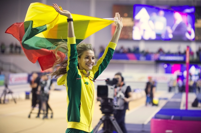 Bronzinė lengvaatlečių sezono įžanga