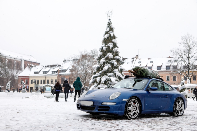 Benamis: 2000-ųjų „Porsche 911 Carrera“ pakeitė net 30 savininkų.