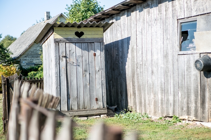 Vandentiekį pirmiausia įves negyvenamuose namuose?