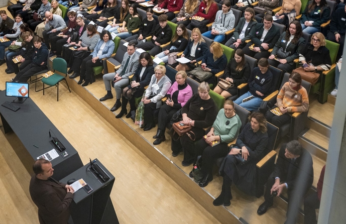Skaičius: konferencijoje dalyvavo 200 mokinių iš Kauno miesto ir rajono, Alytaus, Šilutės, Šiaulių, Šakių, Utenos, Ukmergės savivaldybių.