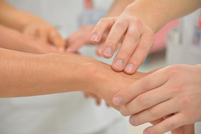 Farmacijos pramonė atskleidė investicijas į sveikatos priežiūrą