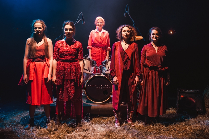 Festivalio „Tai – aš“ dūzgėse uždainuos išskirtinis grupių duetas
